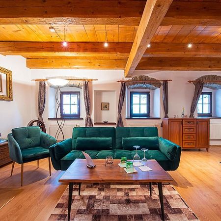 Hotel Penzion Familia Poprad Esterno foto