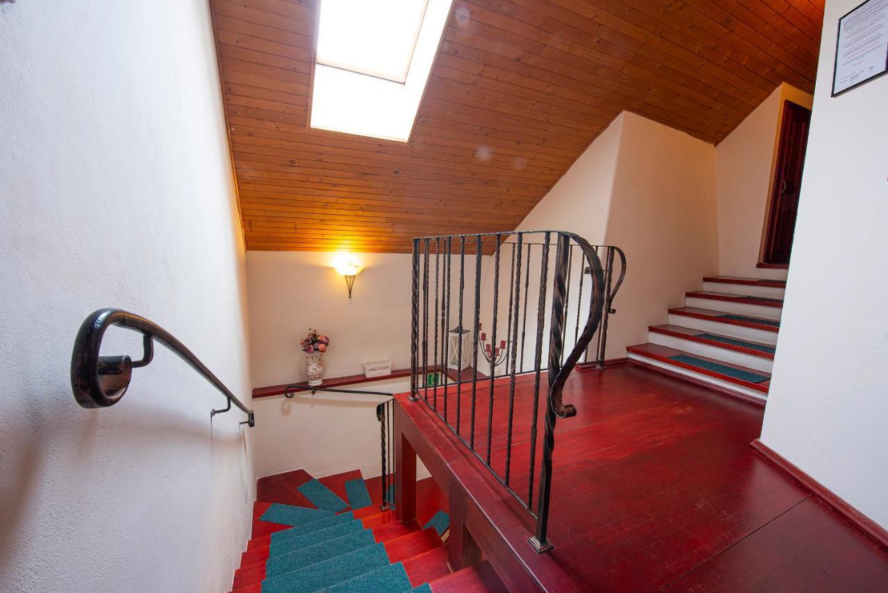Hotel Penzion Familia Poprad Esterno foto