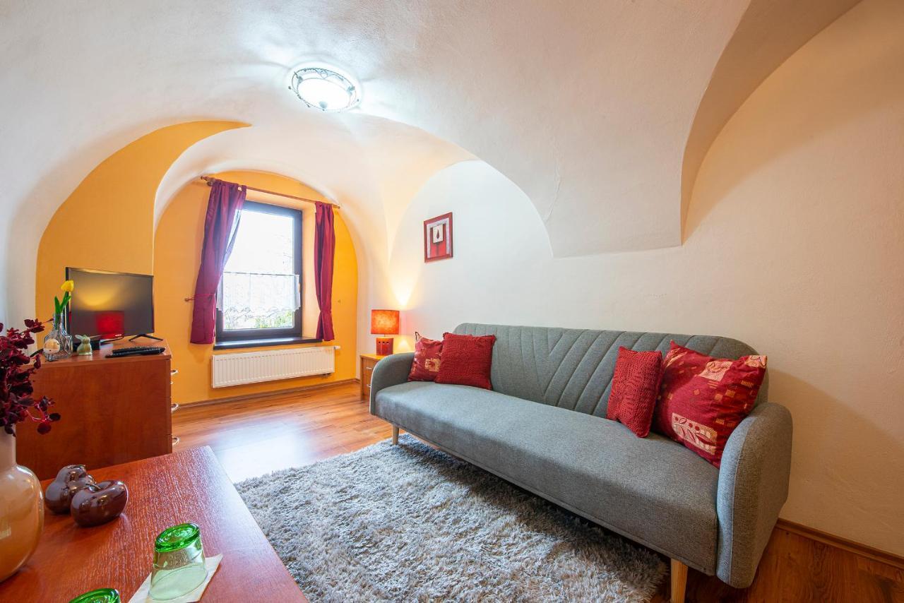 Hotel Penzion Familia Poprad Esterno foto